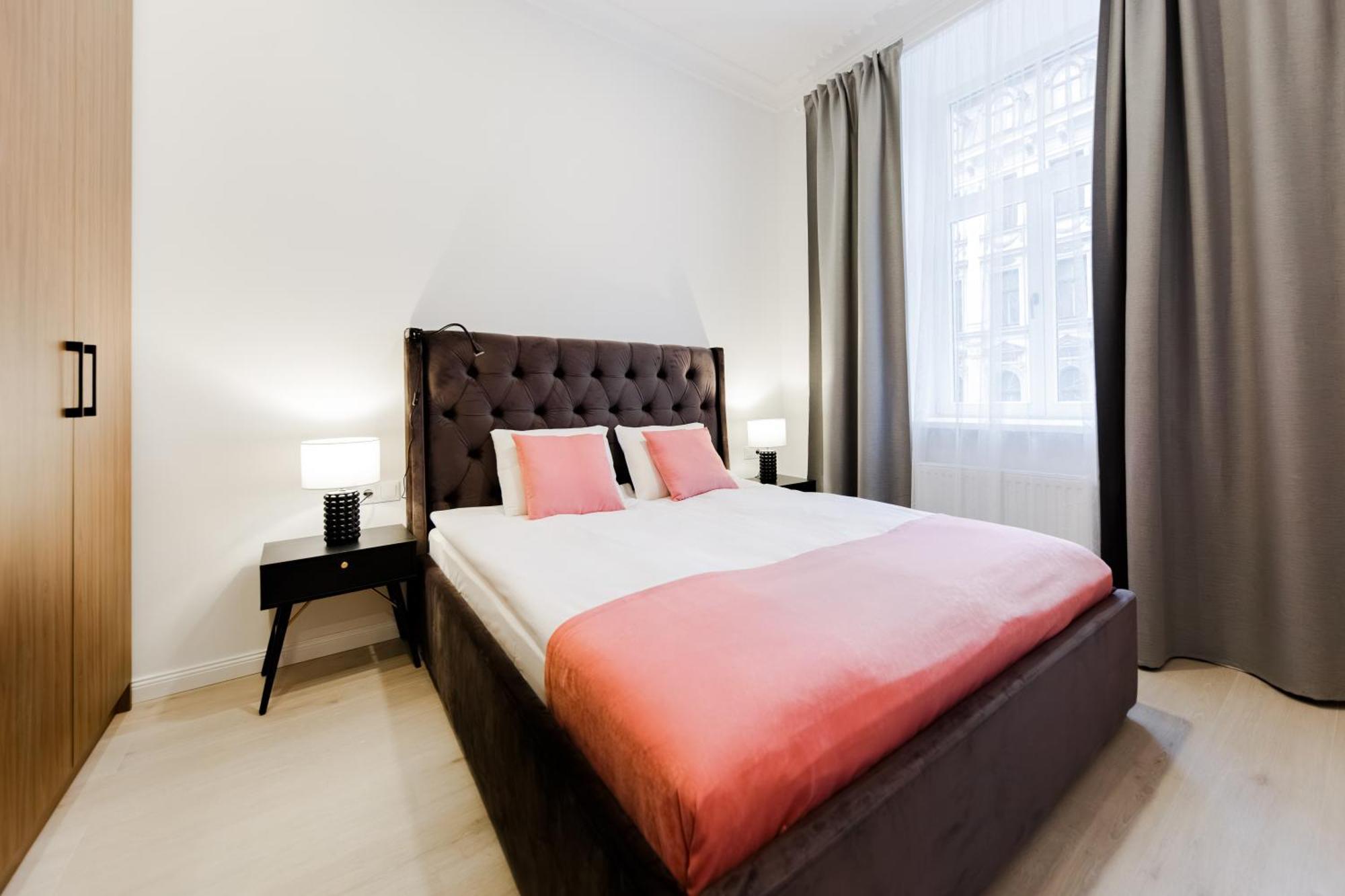 Rigaapartment Elizabetes 22 Self-Service Aparthotel Exterior photo